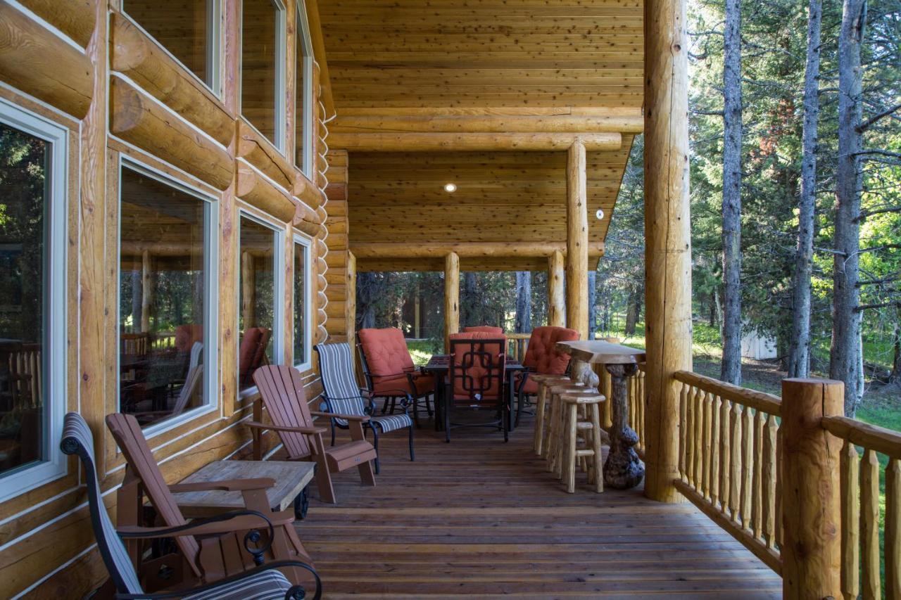 Lumberjack Lodge By Kabino Hot Tub Fire Pit Satellite Wifi Grill Large Porch آيلاند بارك المظهر الخارجي الصورة