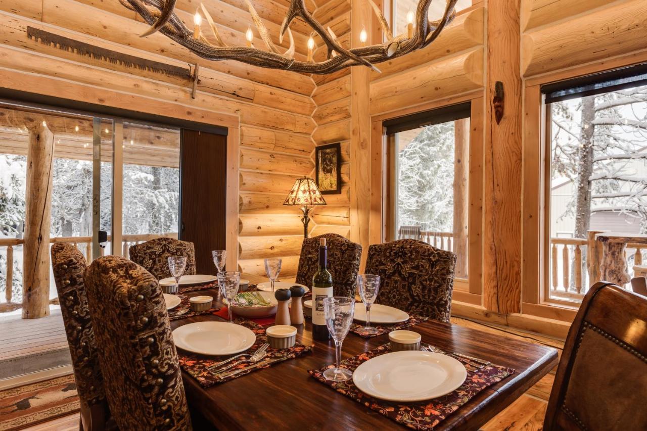 Lumberjack Lodge By Kabino Hot Tub Fire Pit Satellite Wifi Grill Large Porch آيلاند بارك المظهر الخارجي الصورة
